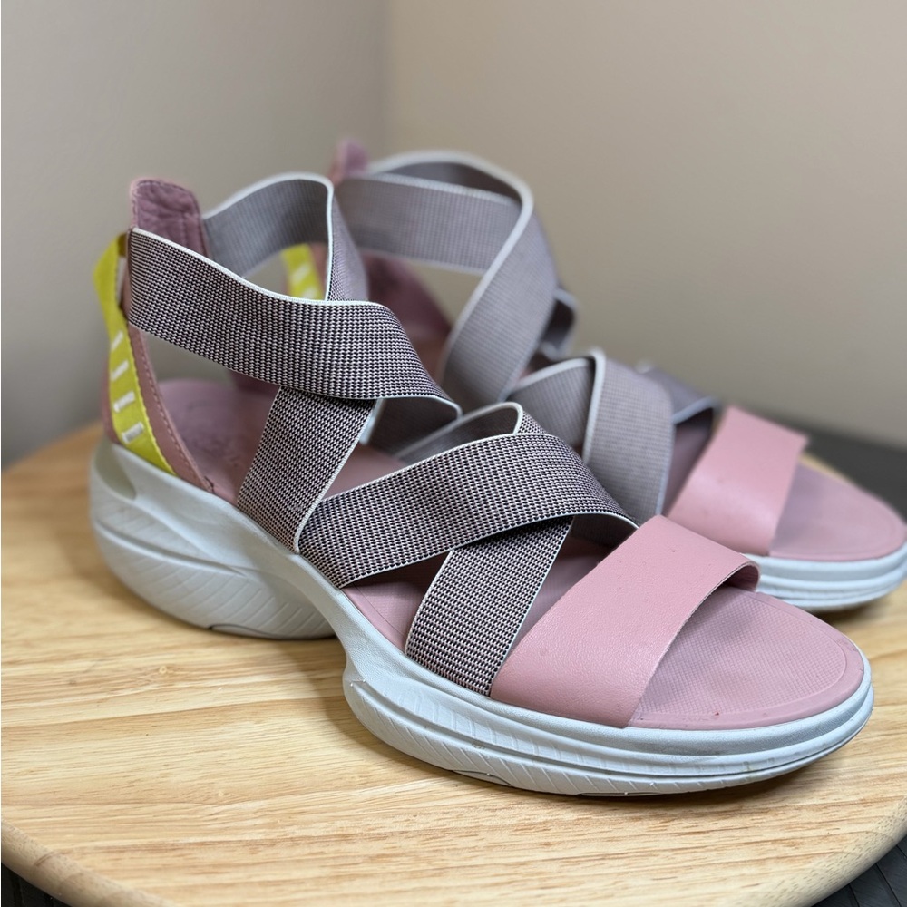 Sorel women’s explorer blitz multi strap Wedge Sandals